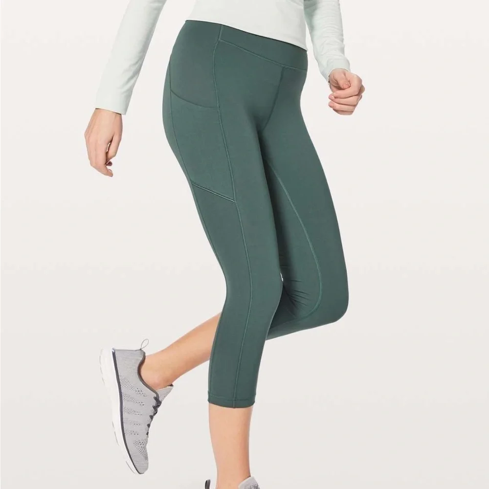 Lululemon Speed Up Crop 21 inch Luxtreme Green Teal Shadow Sz 8